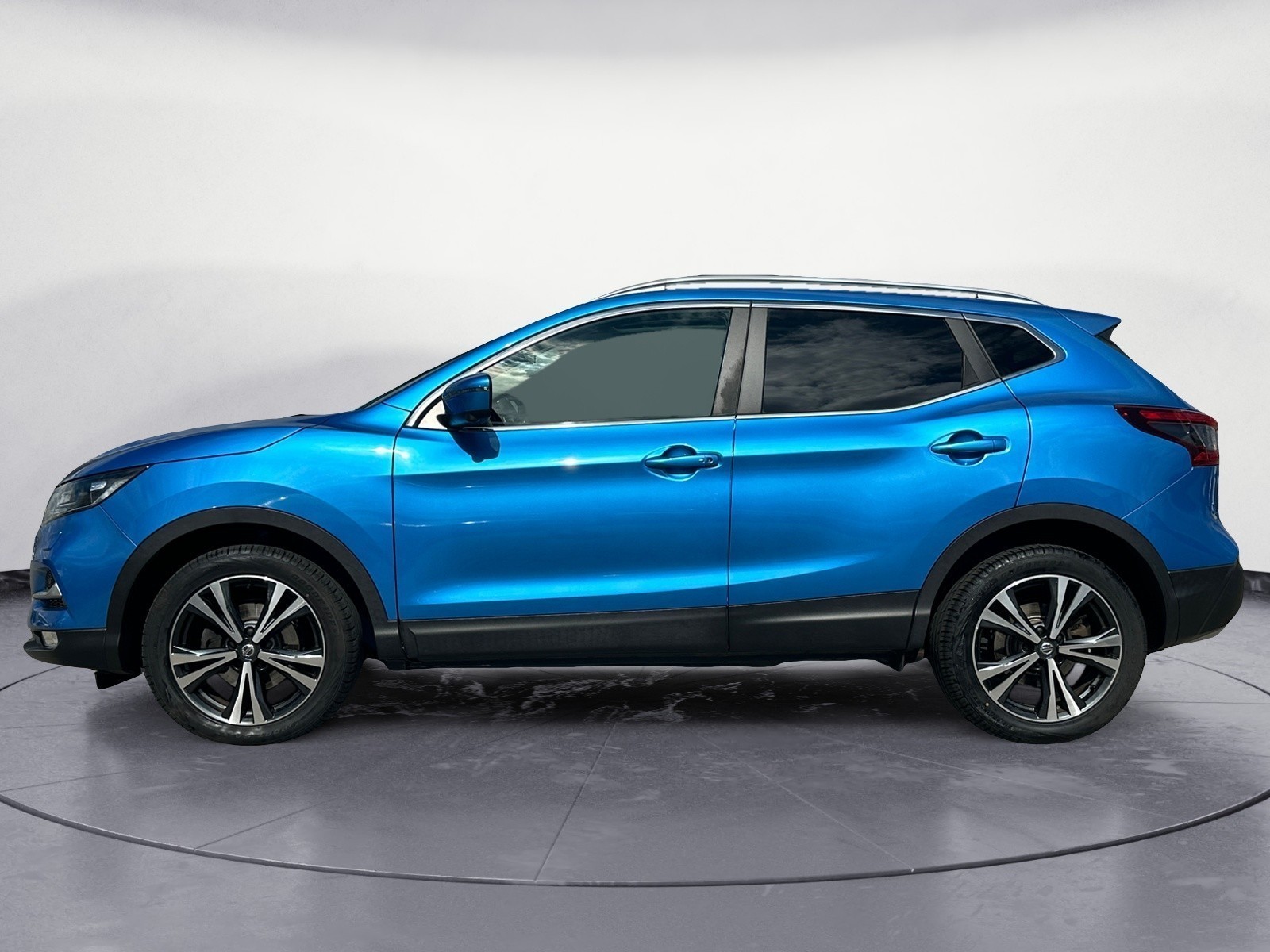 Nissan - NISSAN Qashqai 1.2 DIG-T N-Connecta