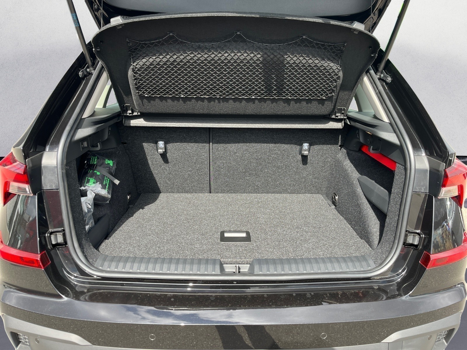 Skoda - Kamiq Tour 1,0 TSI 7-Gang-DSG