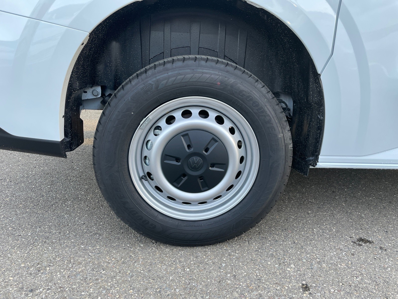 Volkswagen - Transporter Kasten 2,0 l TDI 8-Ga ng Automatik Radst. 3100 mm