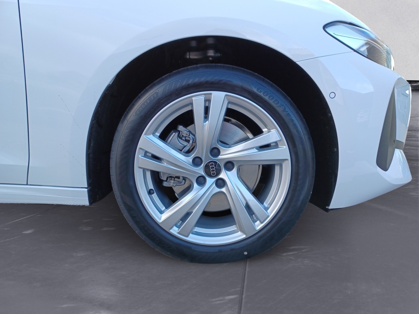 Audi - A5 Avant TFSI S tronic