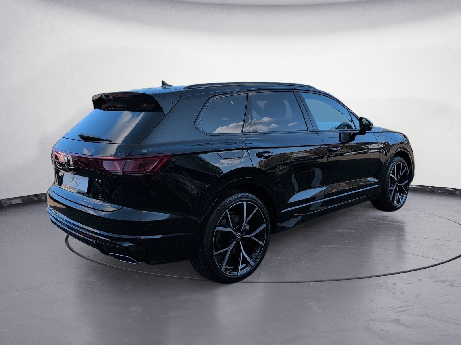 Volkswagen - Touareg R-Line 3,0 l V6 TDI SCR 4MOTION  8-Gang-Automatik (Tiptro nic)