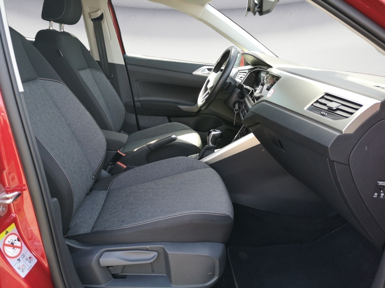 Volkswagen - Polo 1.0 TSI Move DSG