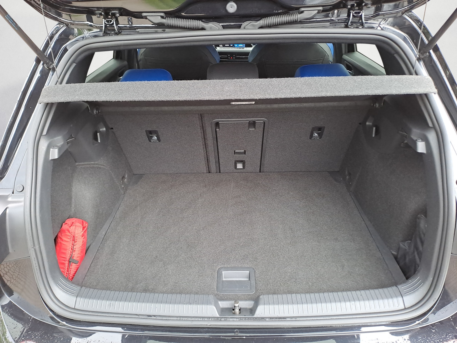 Volkswagen - Golf R 2.0 TSI 4Motion DSG
