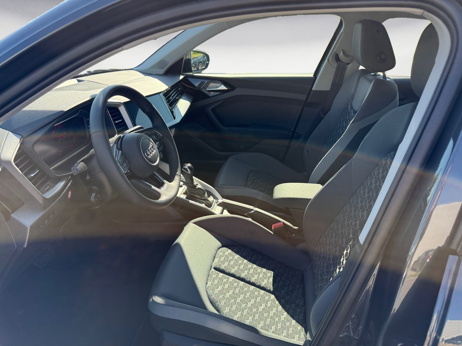 Audi - A1 Sportback advanced 25 TFSI 70(95 ) kW(PS) S tronic