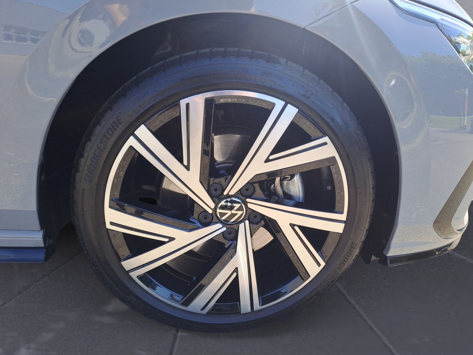 Volkswagen - Golf Variant 2.0TDI DSG R-Line