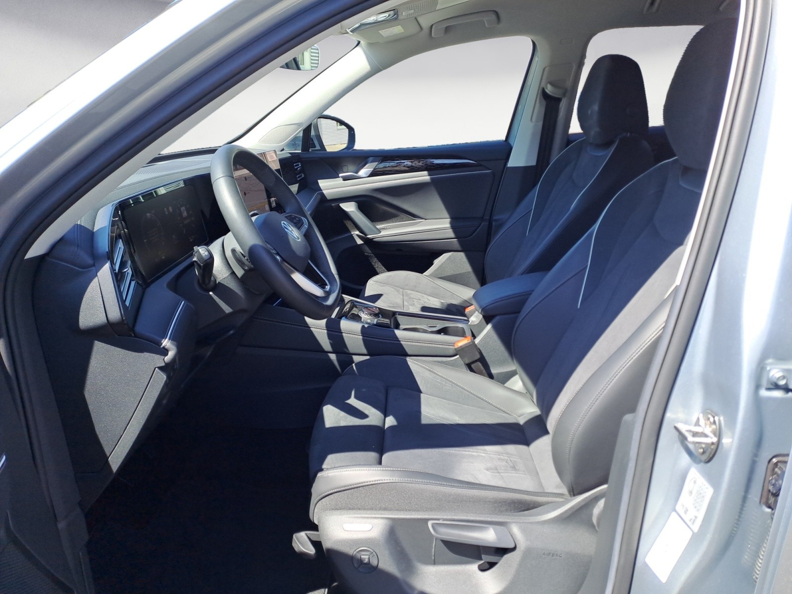 Volkswagen - Tiguan 1.5 eHybrid DSG Elegance