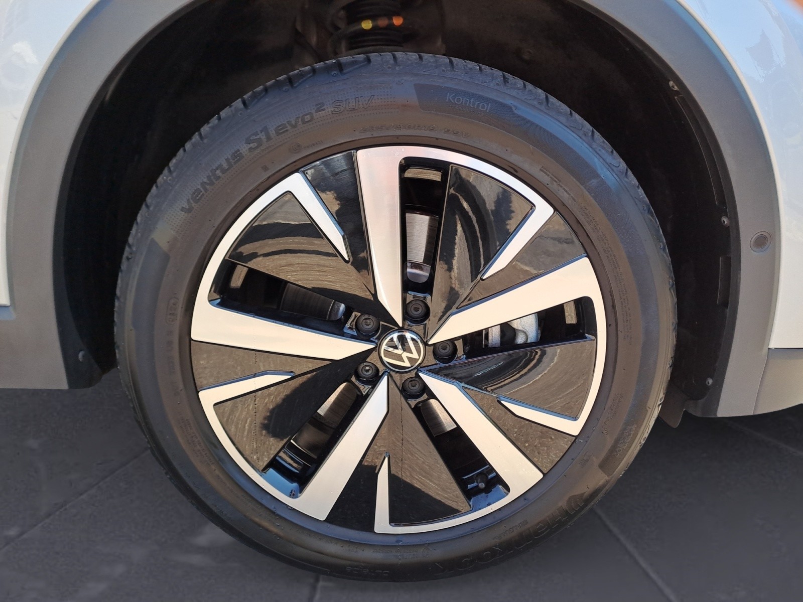 Volkswagen - Tiguan 1.5 eHybrid DSG Elegance