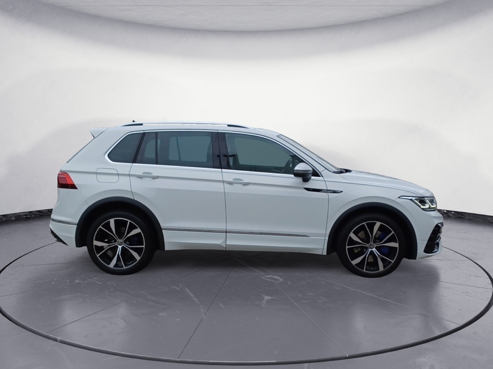 Volkswagen - Tiguan R 2.0 TSI 4Motion DSG