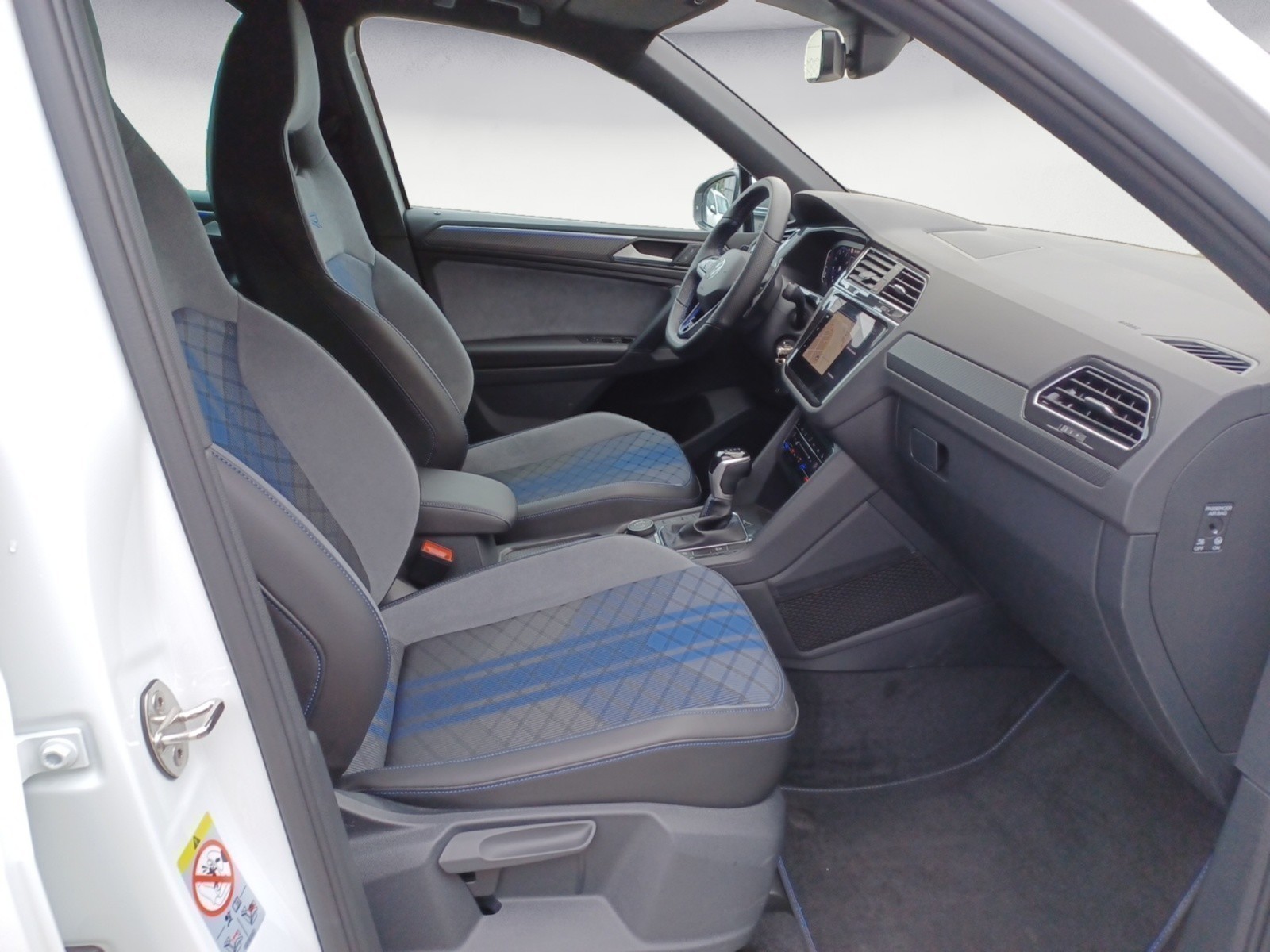 Volkswagen - Tiguan R 2.0 TSI 4Motion DSG