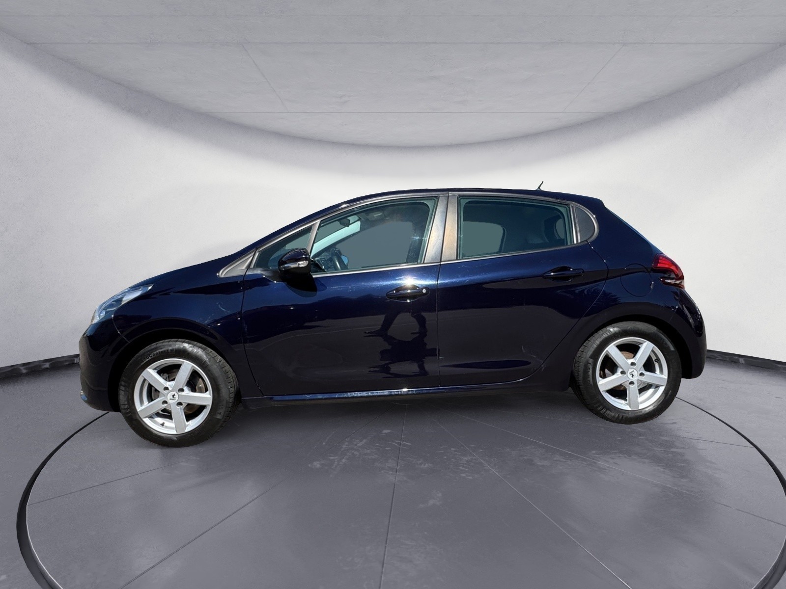 Peugeot - 208 PureTech 82 Start & Stop Active