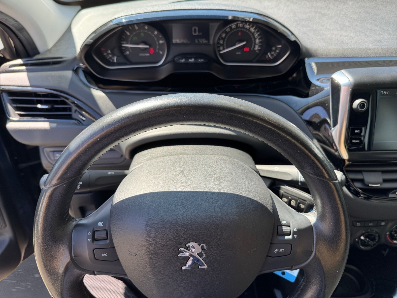 Peugeot - 208 PureTech 82 Start & Stop Active