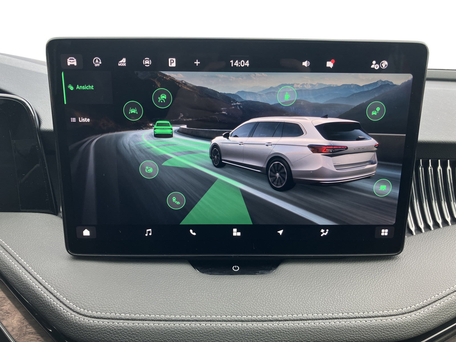 Skoda - Superb Combi 1.5 TSI DSG L&K