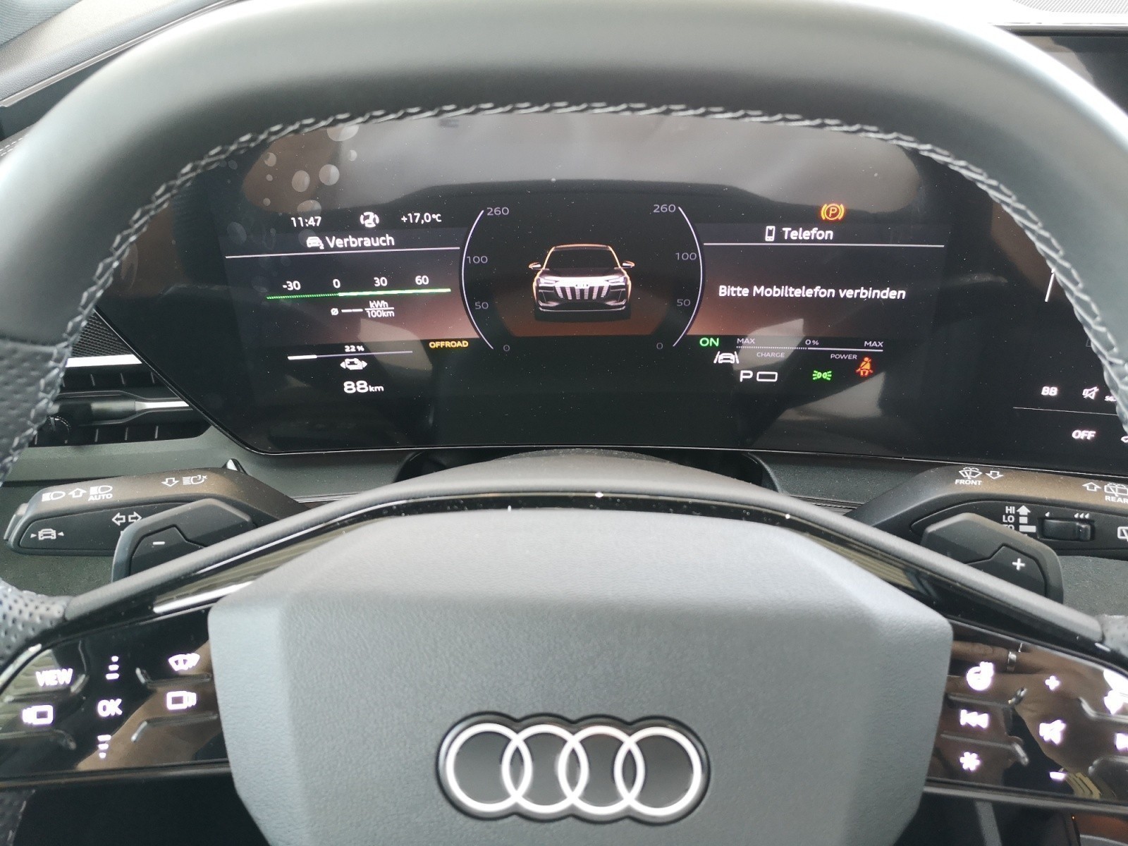 Audi - Q6 SUV e-tron quattro