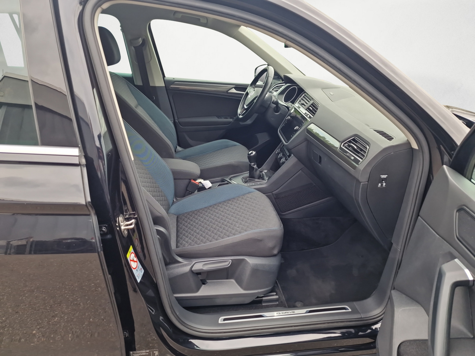 Volkswagen - Tiguan 1.5 TSI ACT OPF IQ.DRIVE