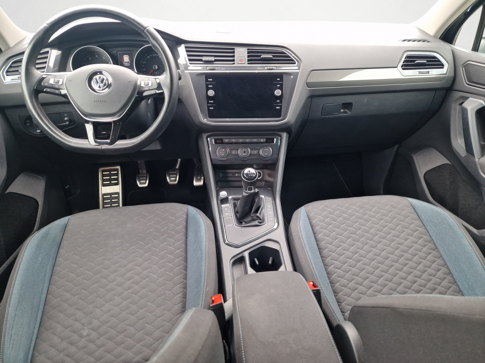 Volkswagen - Tiguan 1.5 TSI ACT OPF IQ.DRIVE