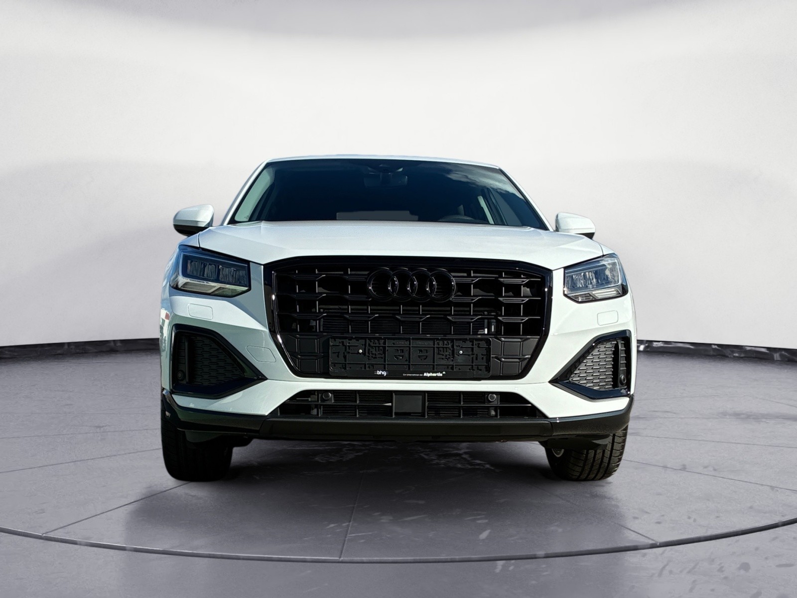 Audi - Q2