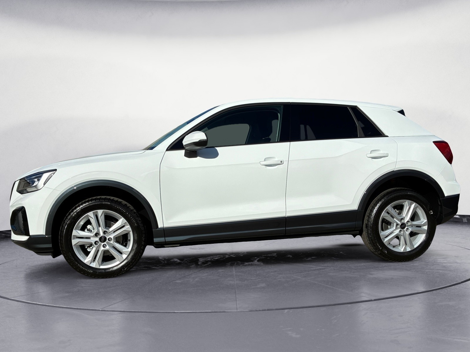 Audi - Q2