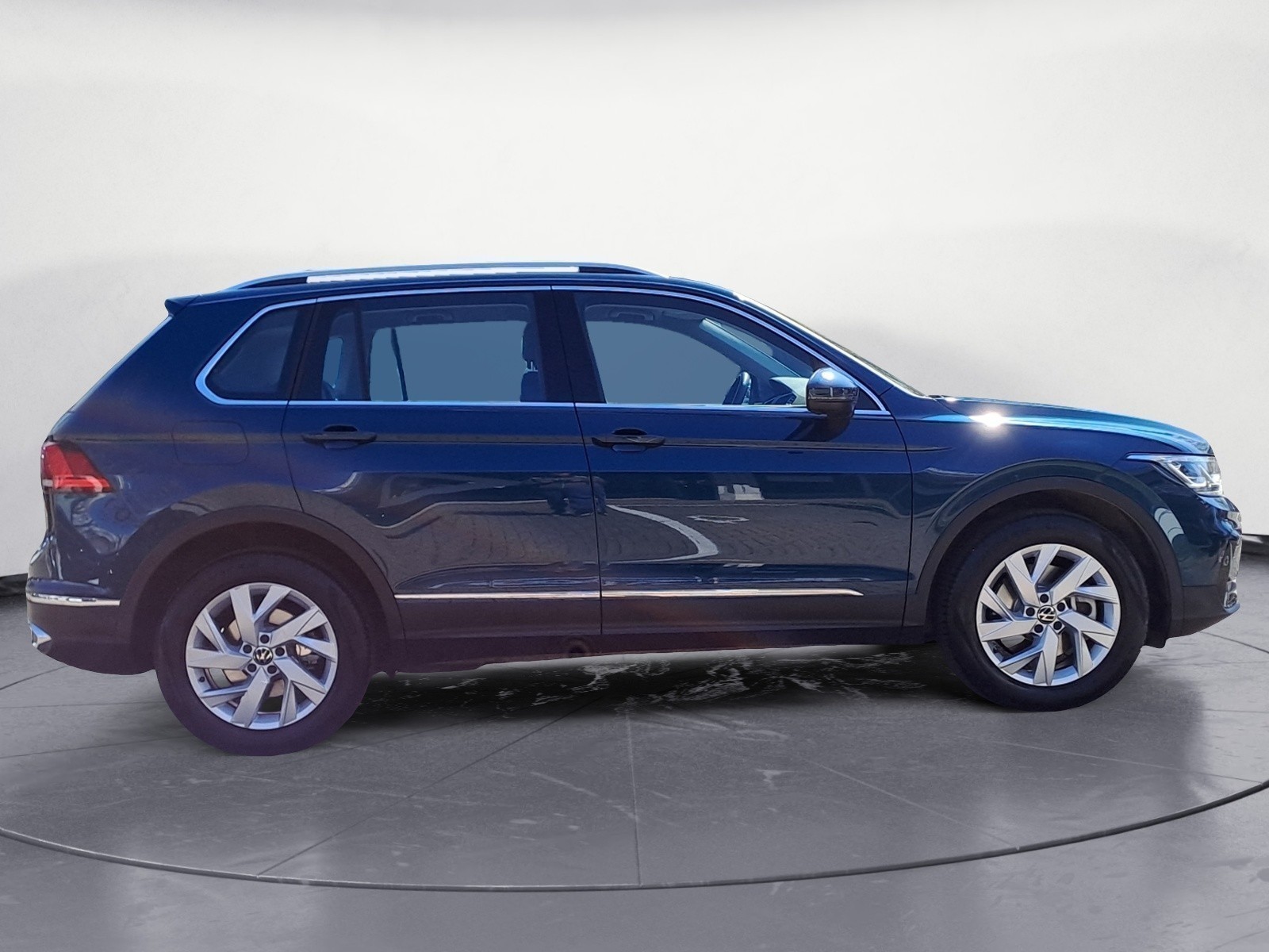 Volkswagen - Tiguan Elegance 1.4 l eHybrid OPF DSG