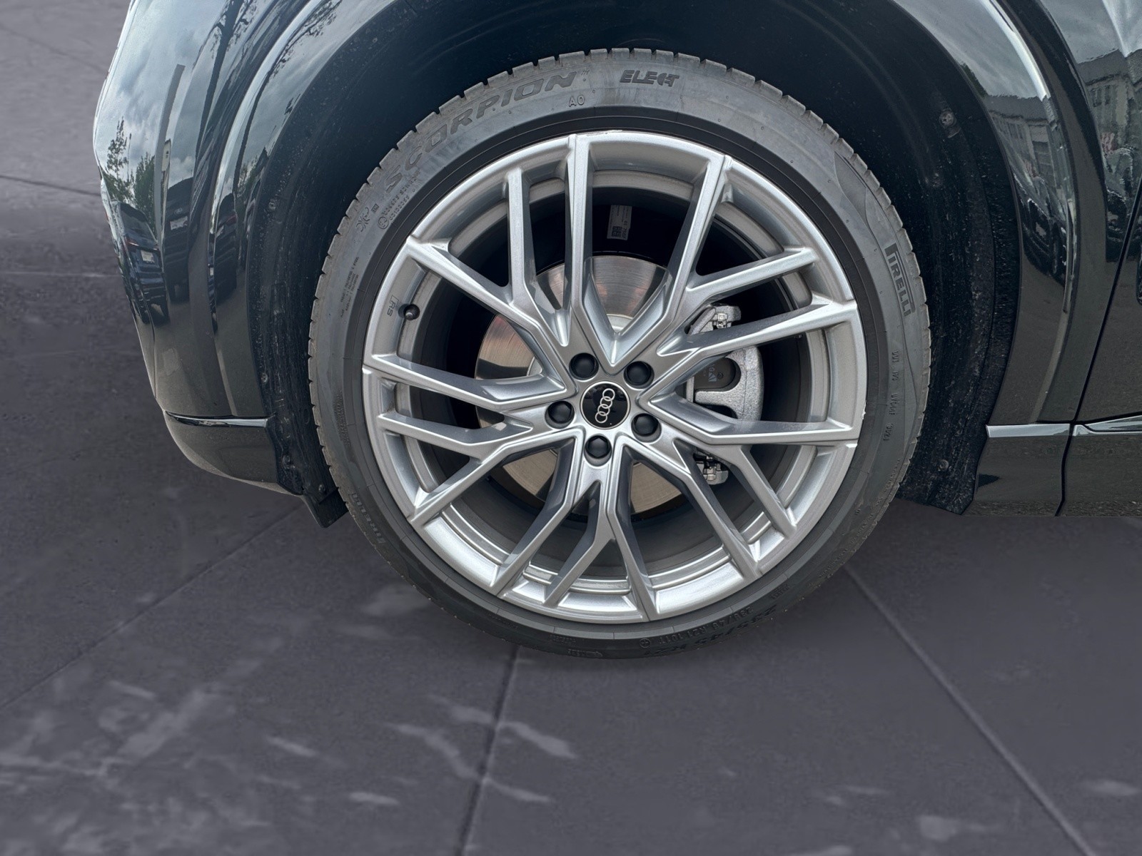 Audi - Q4 45 e-tron