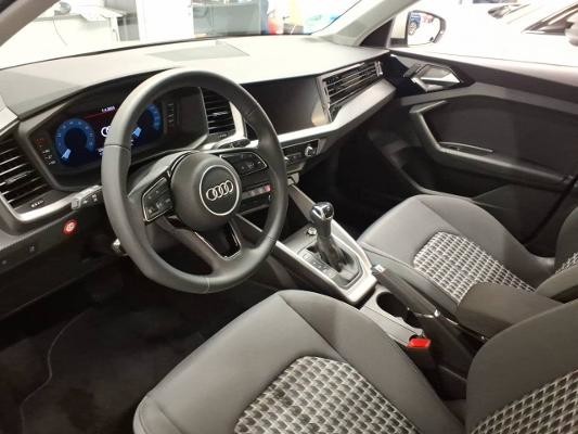 Audi - A1 Sportback S line 25 TFSI 70(95)