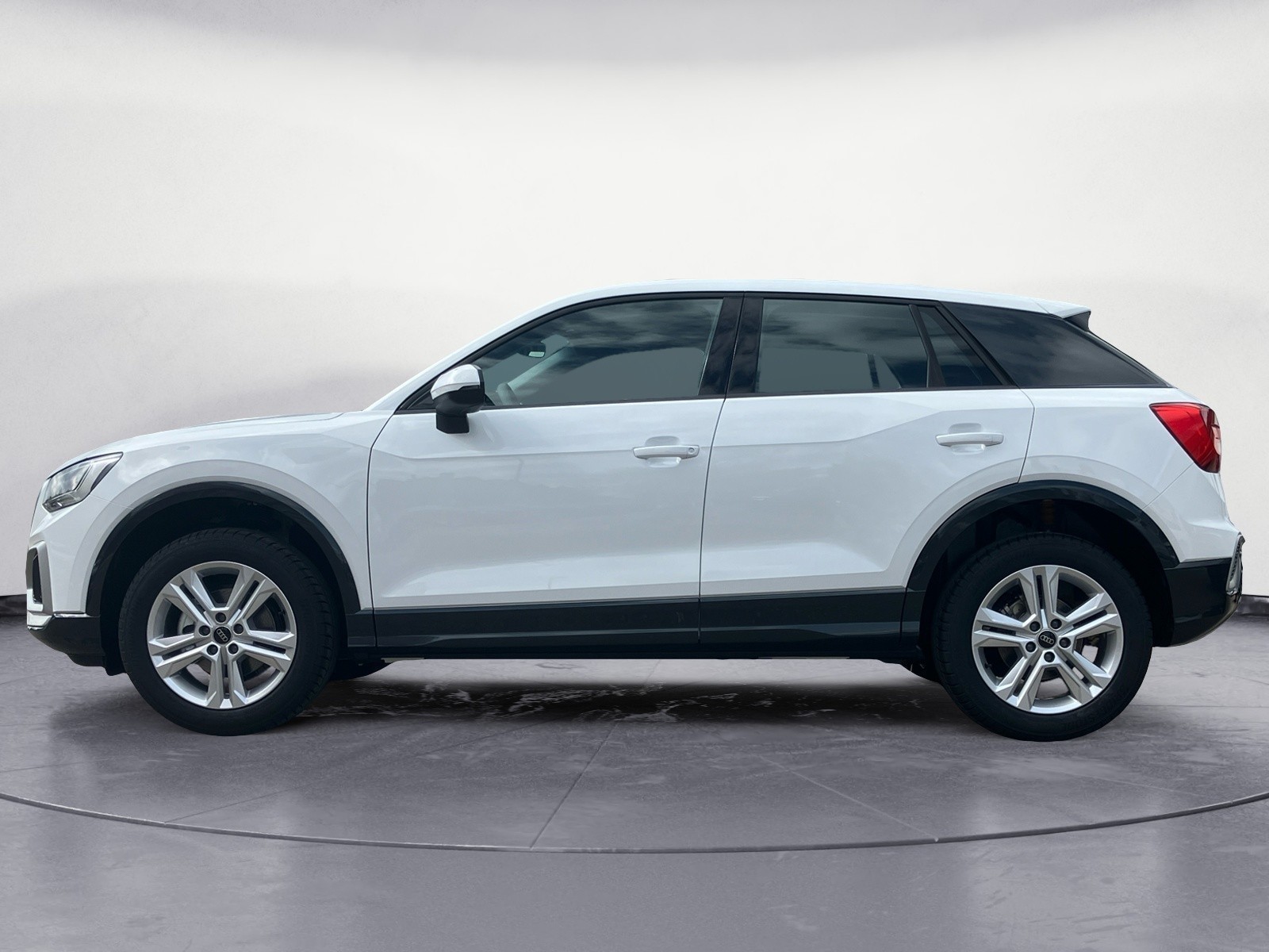 Audi - Q2 advanced 30 TFSI 85(116) kW(PS) Schaltgetriebe