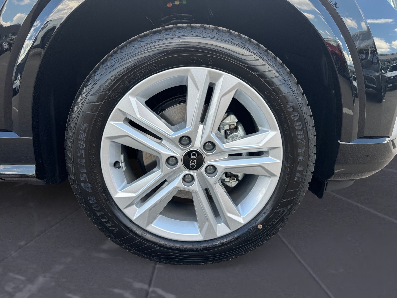 Audi - Q2 advanced 35 TFSI 110(150) kW(PS) S tronic