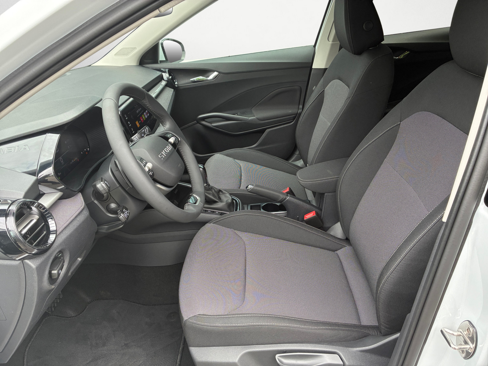 Skoda - Fabia Tour 1,0 TSI 7-Gang-DSG