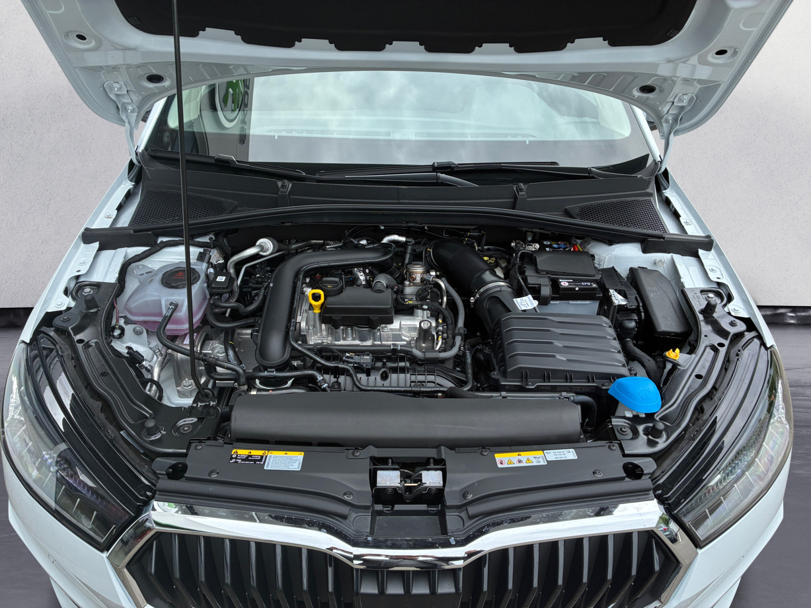Skoda - Fabia Tour 1,0 TSI 7-Gang-DSG