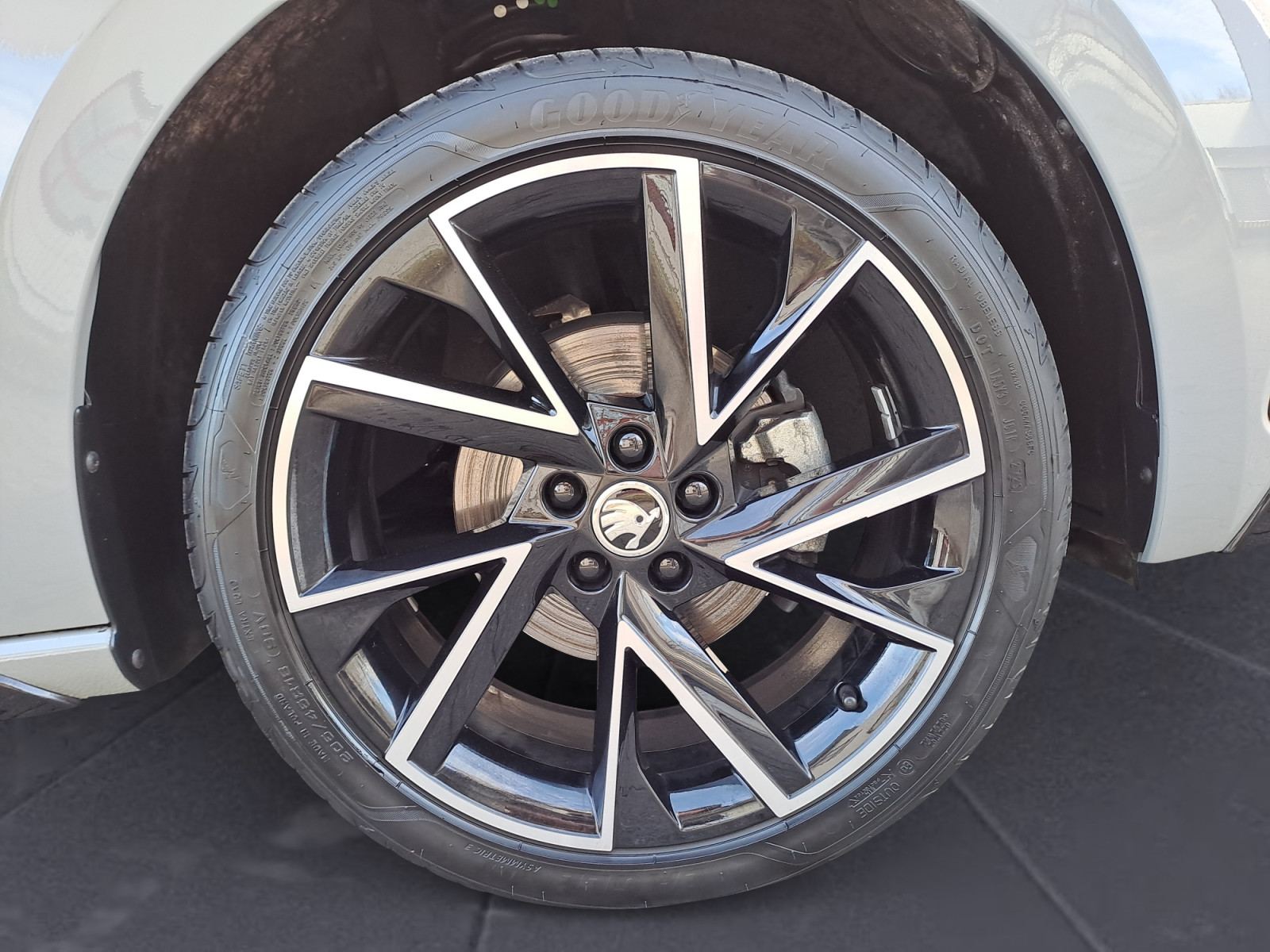 Skoda - Scala 1.5 TSI DSG *MONTE CARLO*