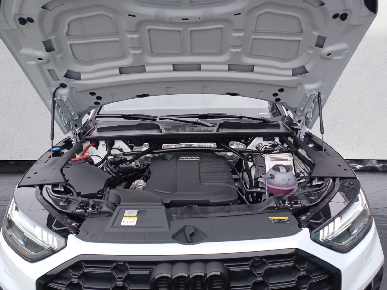 Audi - Q5 S line 40 TDI quattro 150(204) kW(PS) S tronic ,