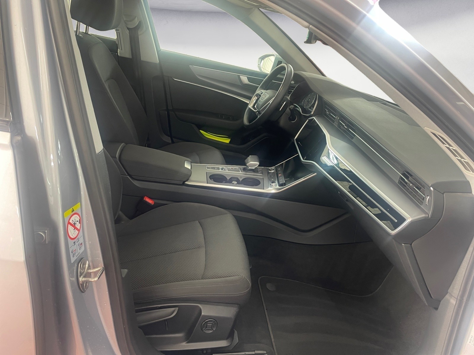 Audi - A6 Avant