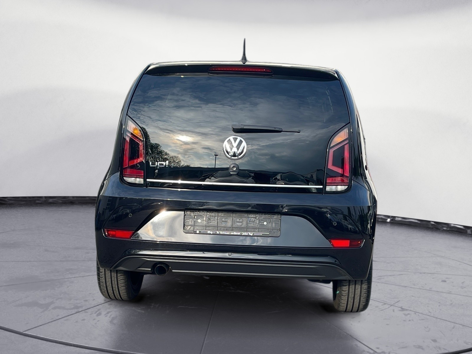 Volkswagen - up! TSI (BlueMotion Technology) move up!