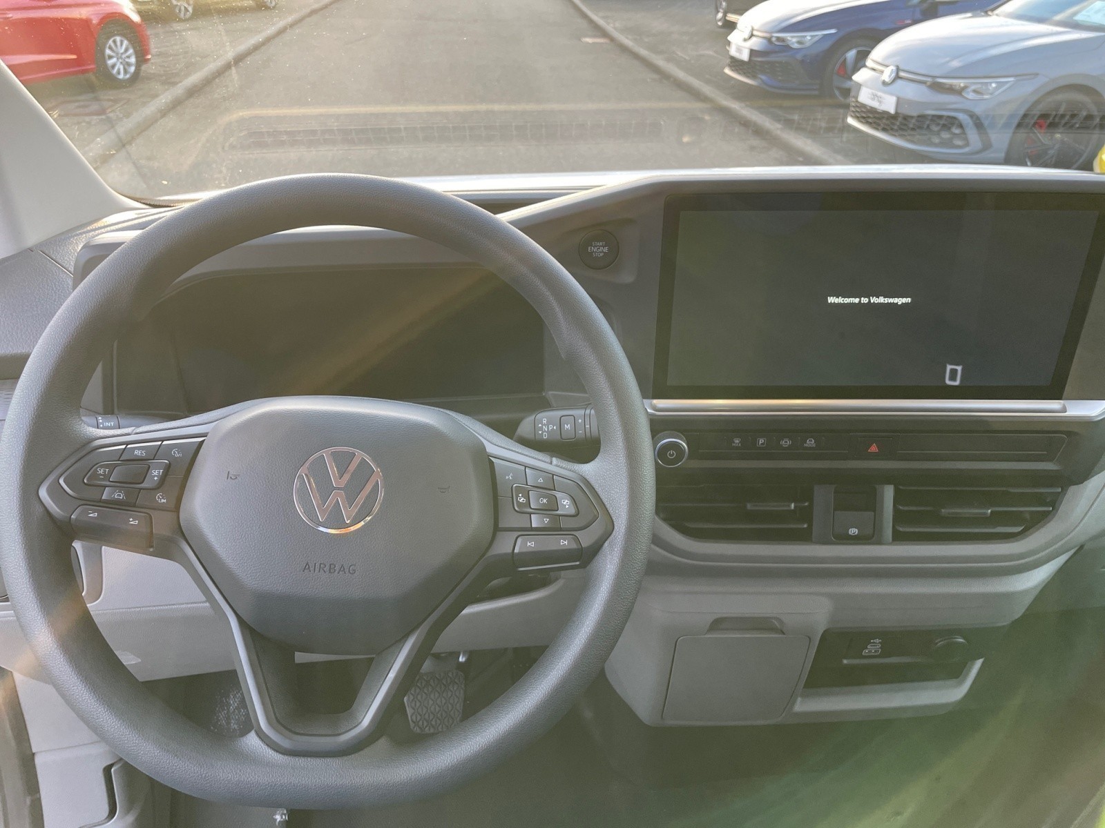 Volkswagen - Transporter Kasten 2,0 l TDI 8-Ga ng Automatik Radst. 3100 mm