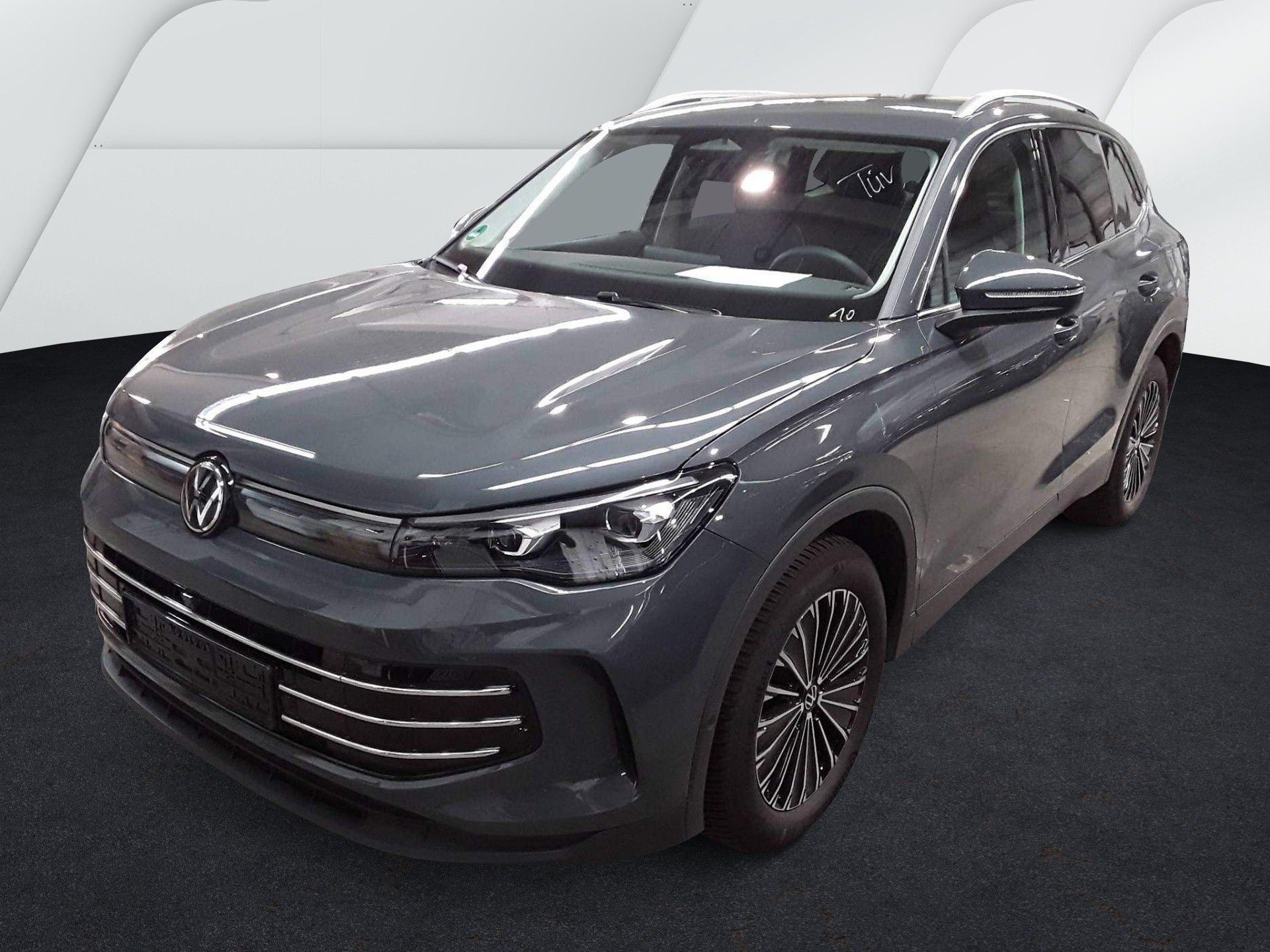 Volkswagen - Tiguan 1.5 eTSI DSG Elegance