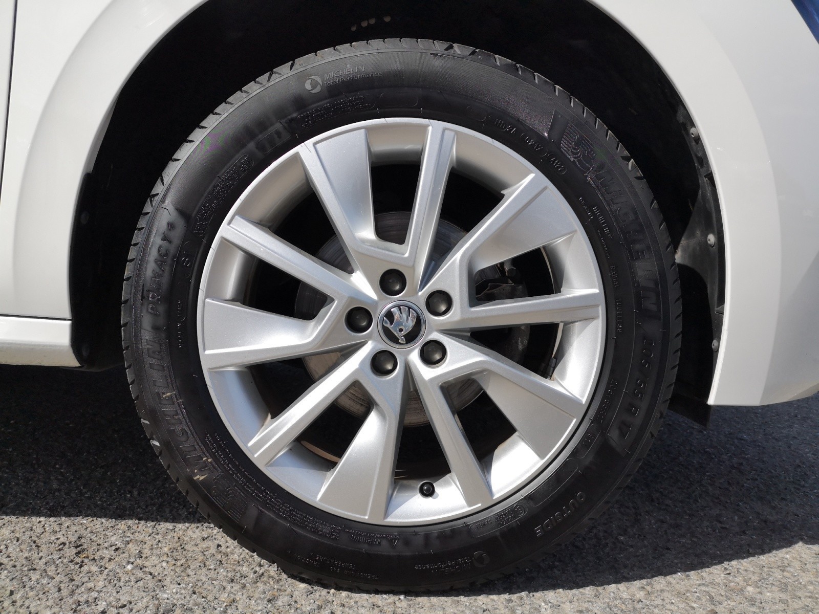 Skoda - KAMIQ Style 1,0l TSI G-Tec , 6-Gang