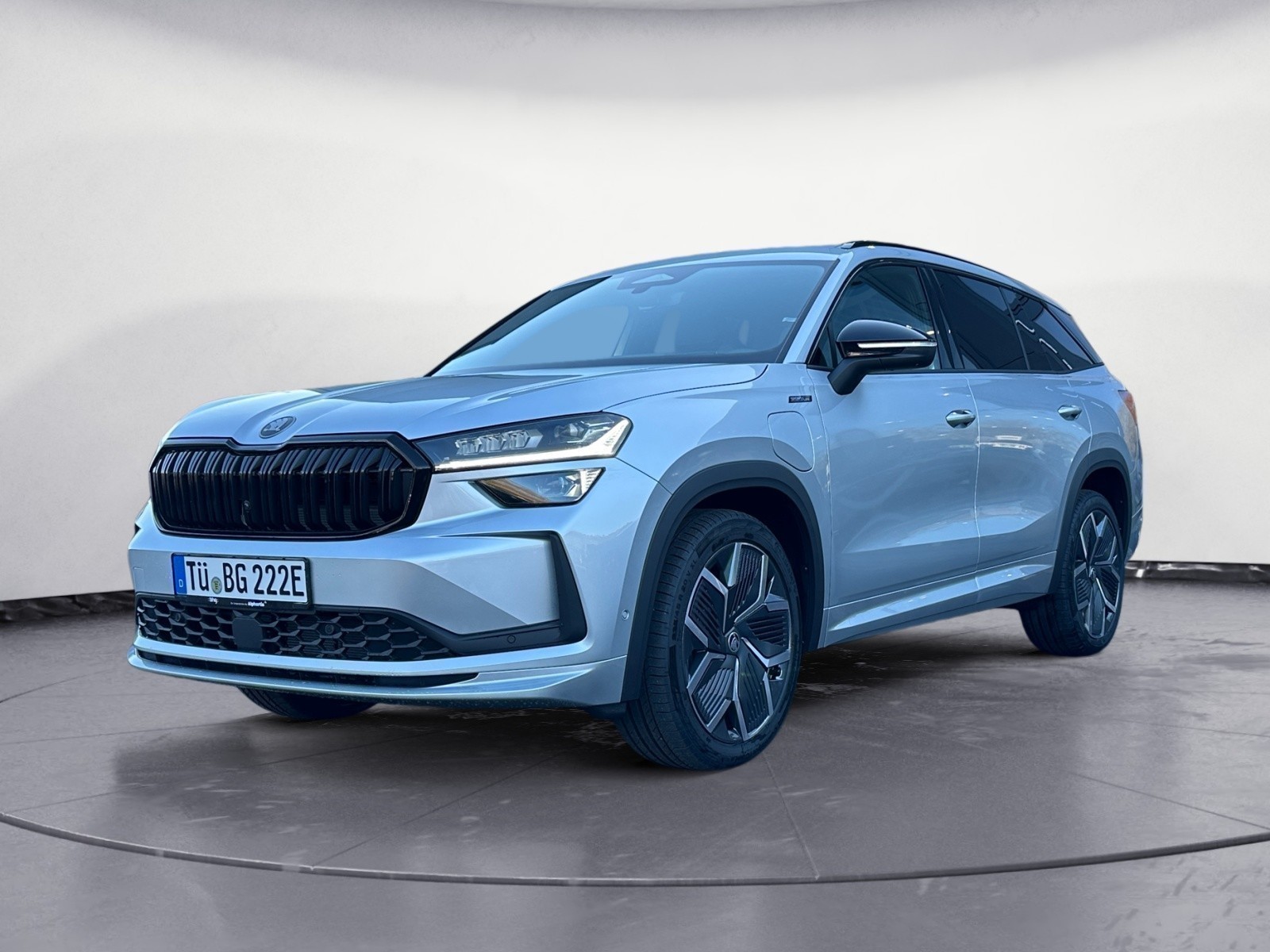 Skoda - Kodiaq Sportline 1,5 TSI iV Pano AHK Canton