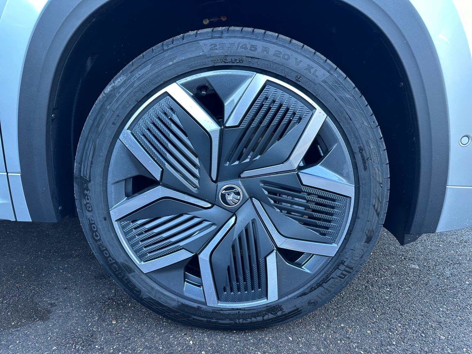 Skoda - Kodiaq Sportline 1,5 TSI iV Pano AHK Canton