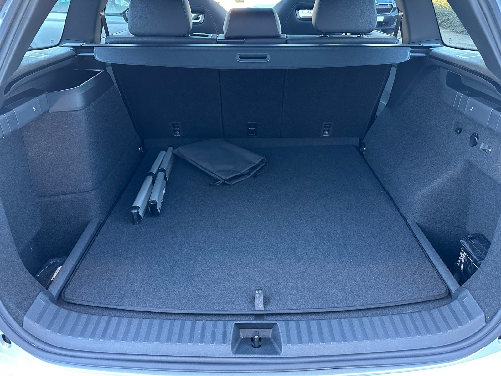 Skoda - Kodiaq Sportline 1,5 TSI iV Pano AHK Canton