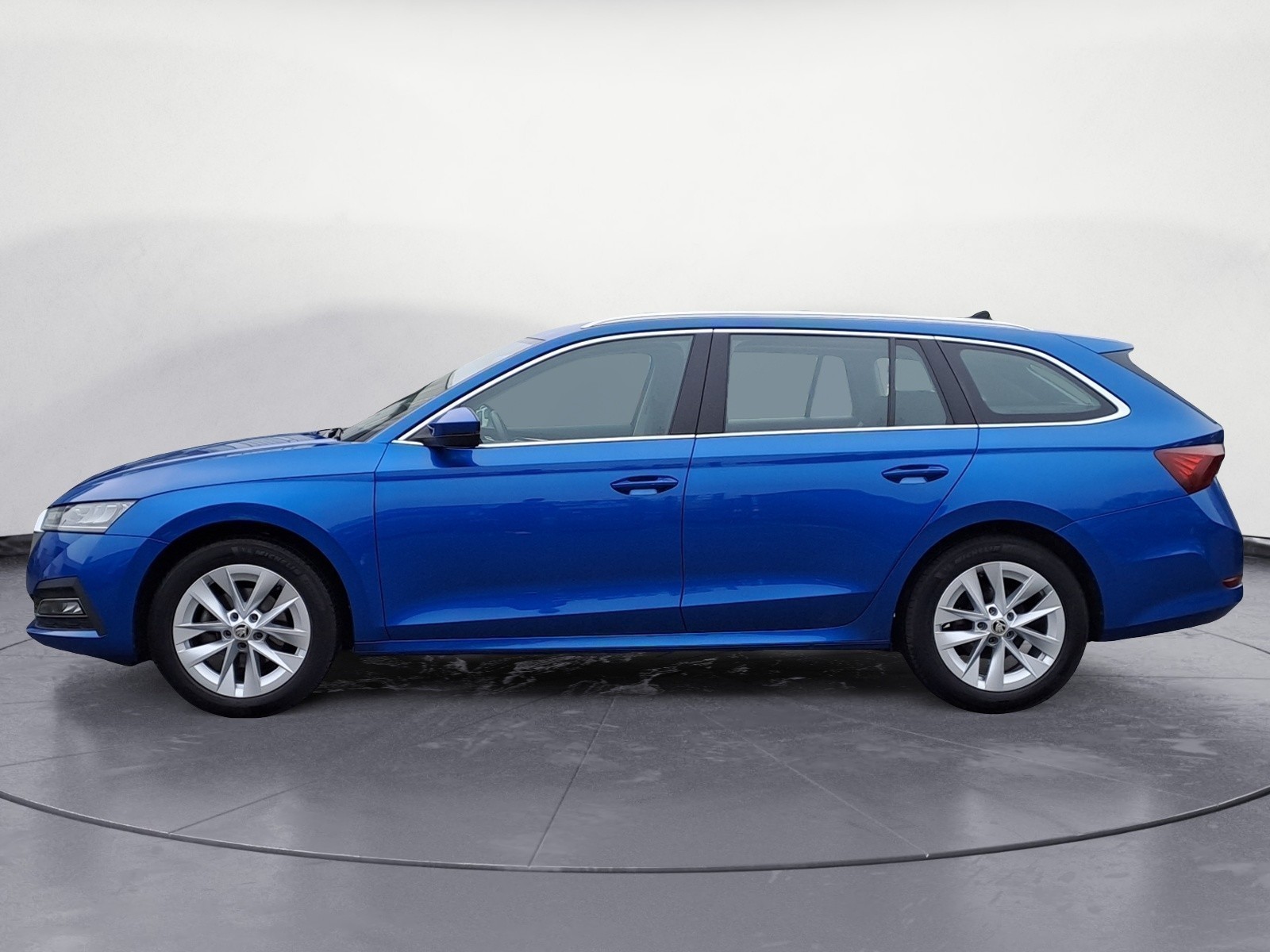 Skoda - Octavia Combi 2.0 TDI DSG Style