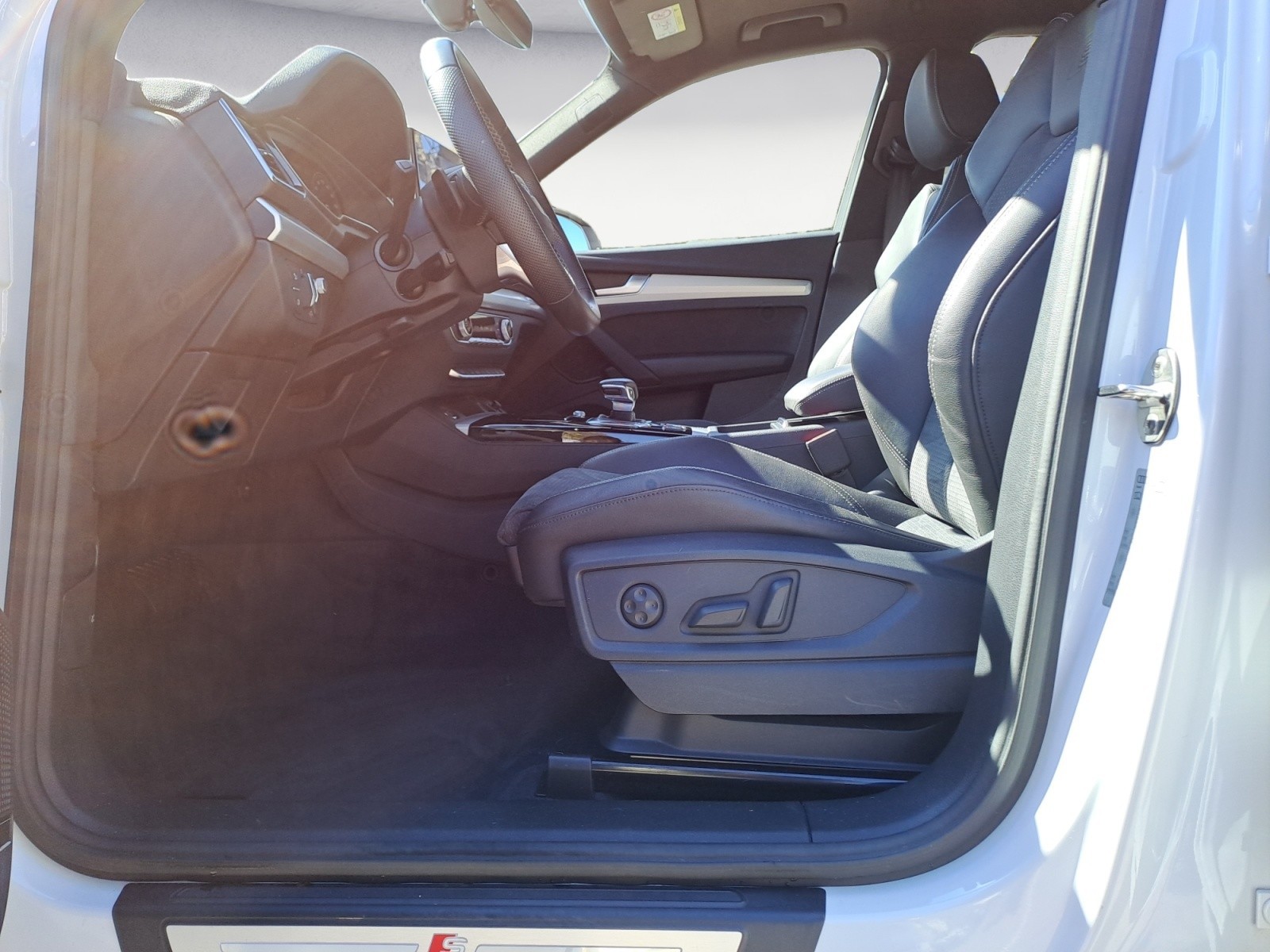 Audi - Q5 Sportback S line 55 TFSI e