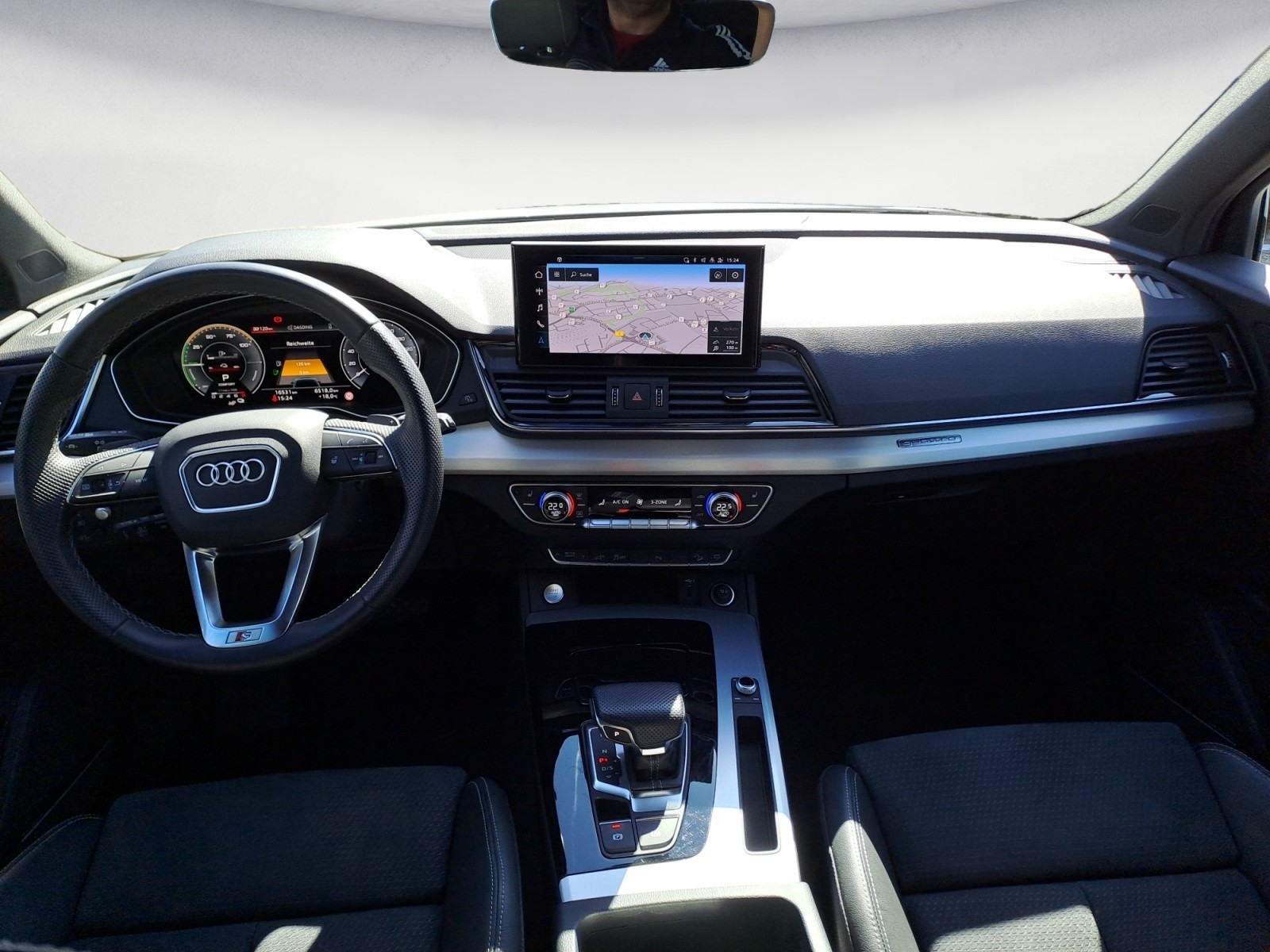 Audi - Q5 Sportback S line 55 TFSI e
