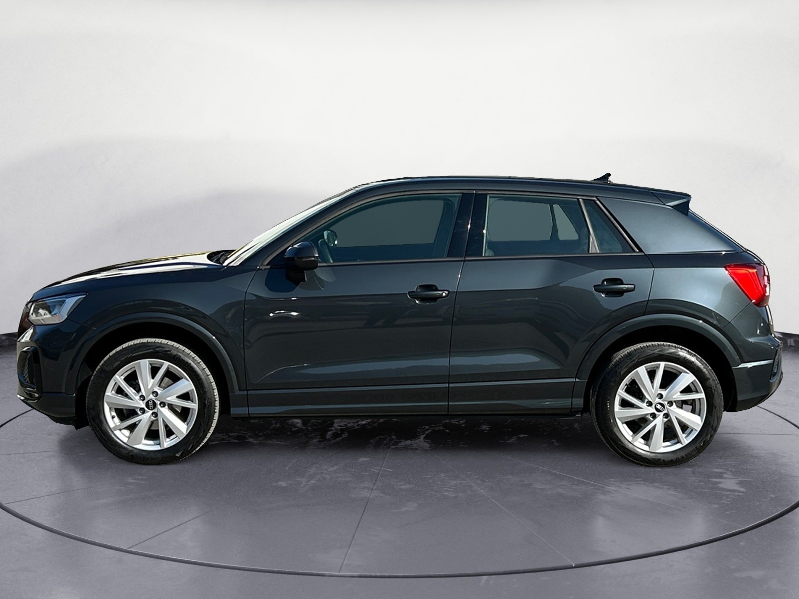 Audi - Q2 Advanced 35 TFSI 110(150) kW(PS)