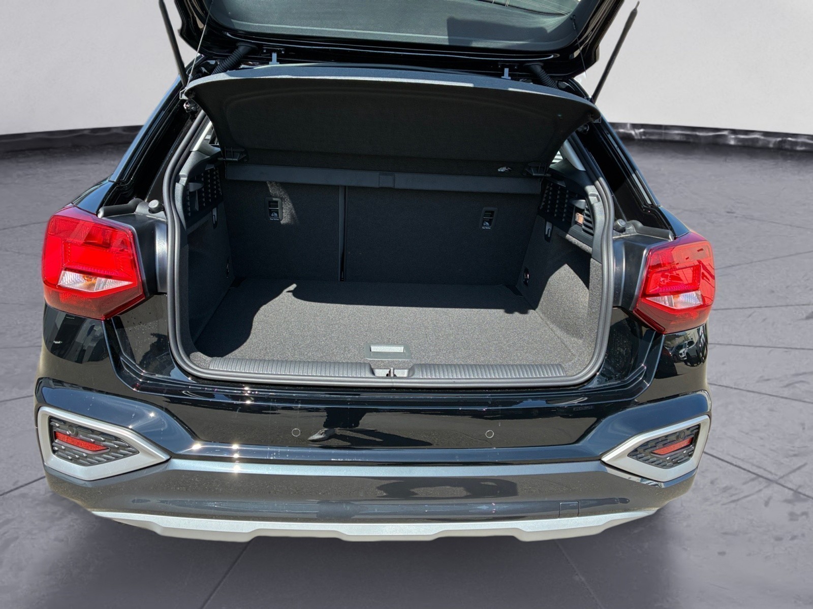 Audi - Q2