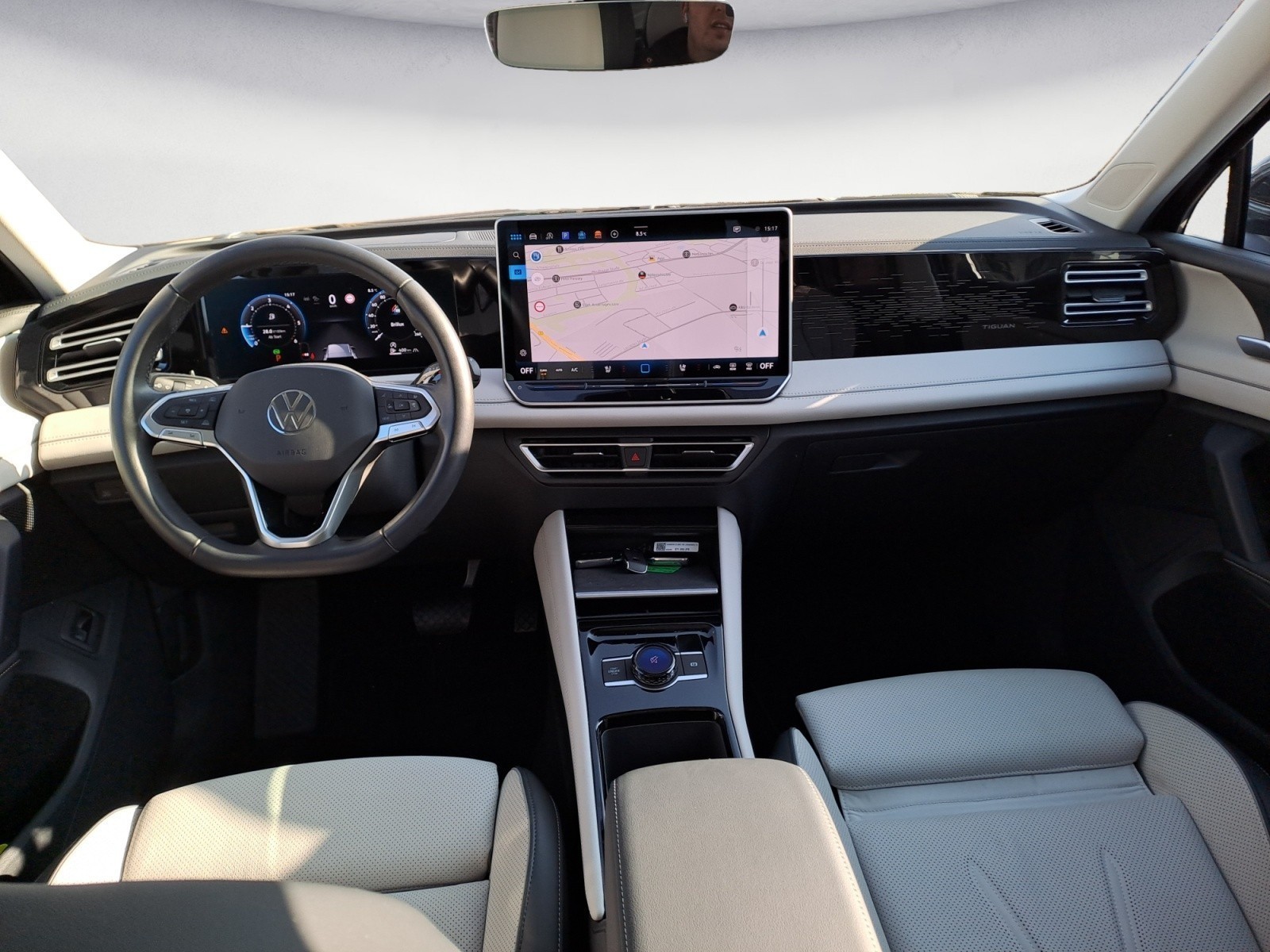 Volkswagen - Tiguan 2.0 TDI DSG Elegance