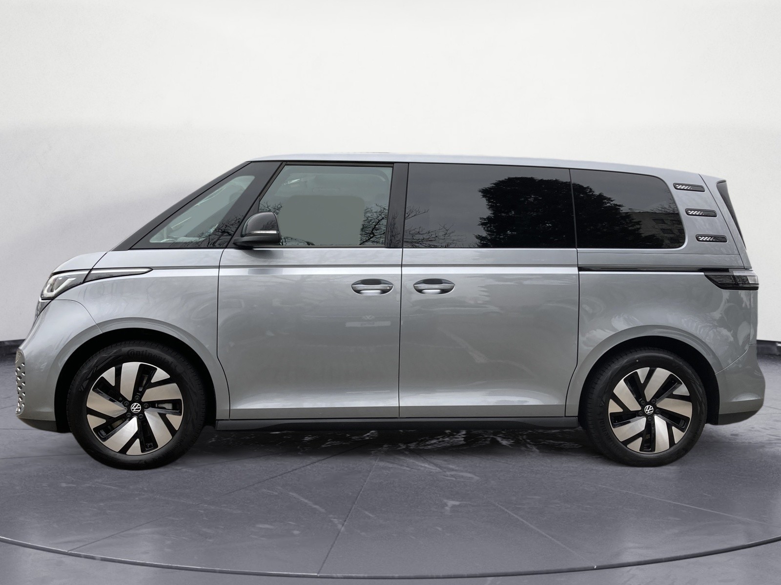 Volkswagen - ID. Buzz Pro kurzer Radstand   Heckantrieb 1-Gang-Automatik Radst. 2989 mm