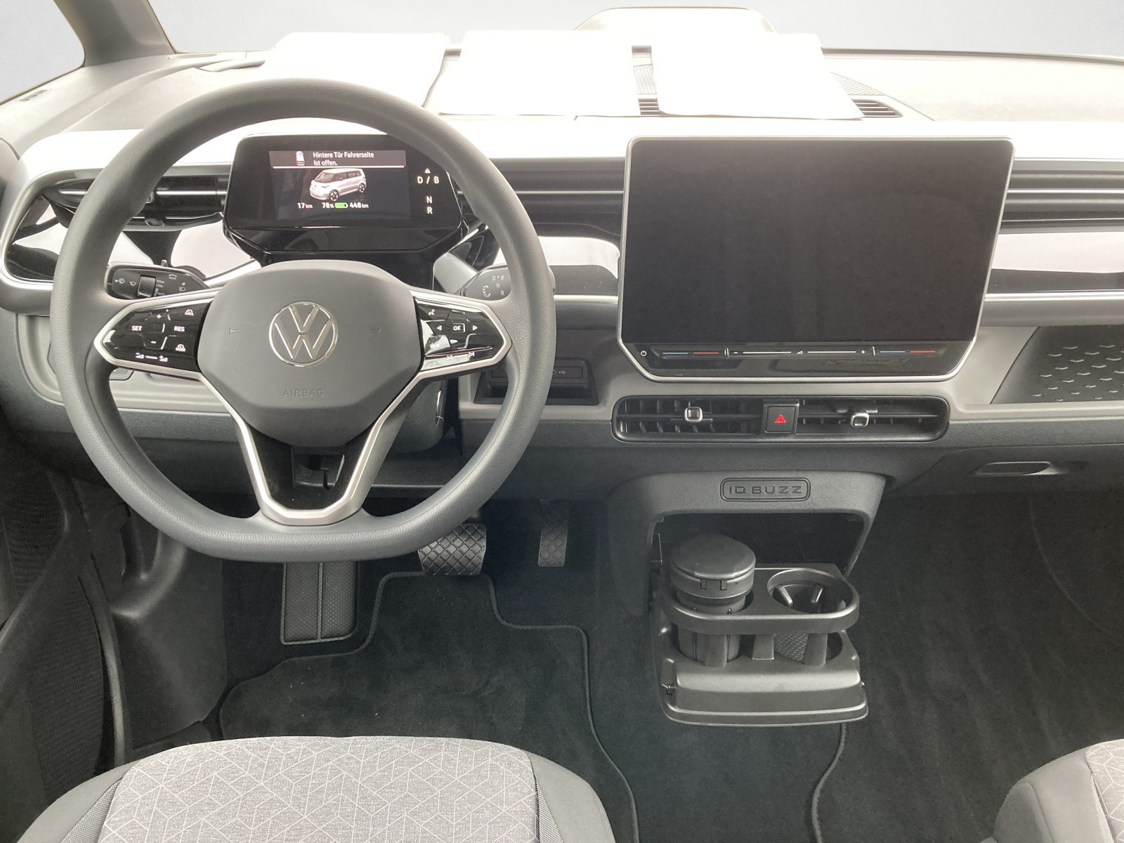 Volkswagen - ID. Buzz Pro kurzer Radstand   Heckantrieb 1-Gang-Automatik Radst. 2989 mm