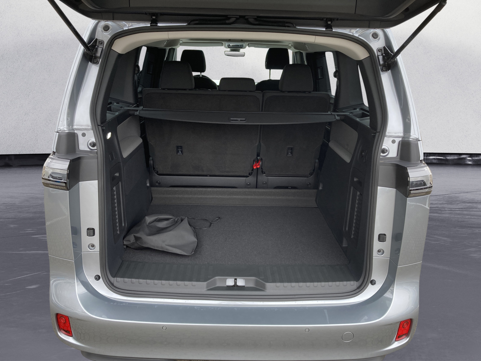 Volkswagen - ID. Buzz Pro kurzer Radstand   Heckantrieb 1-Gang-Automatik Radst. 2989 mm