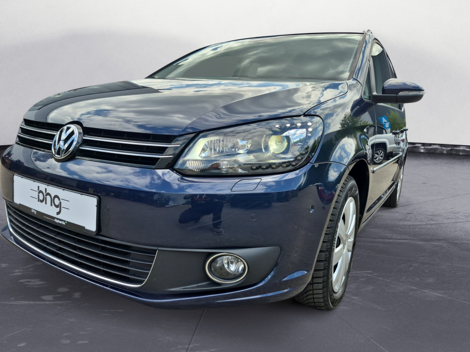 Volkswagen - Touran Highline 2.0 TDI DSG