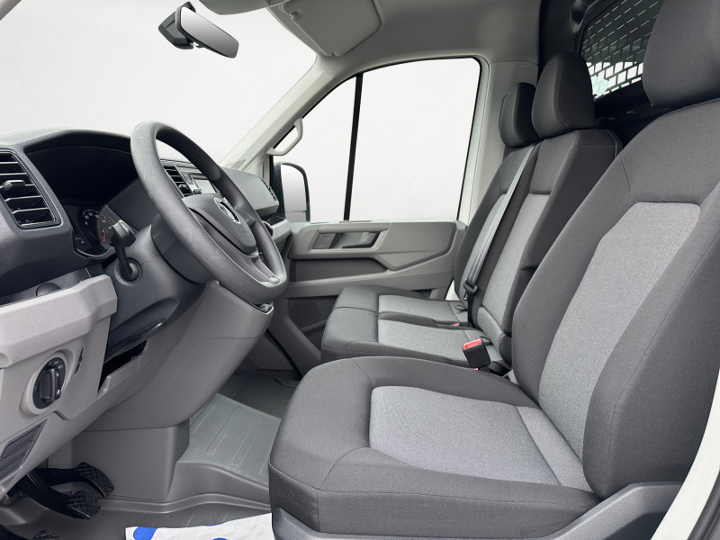 Volkswagen - Crafter 35 Kasten 2,0 l Frontantrieb 6-Gang Radst. 3640 mm