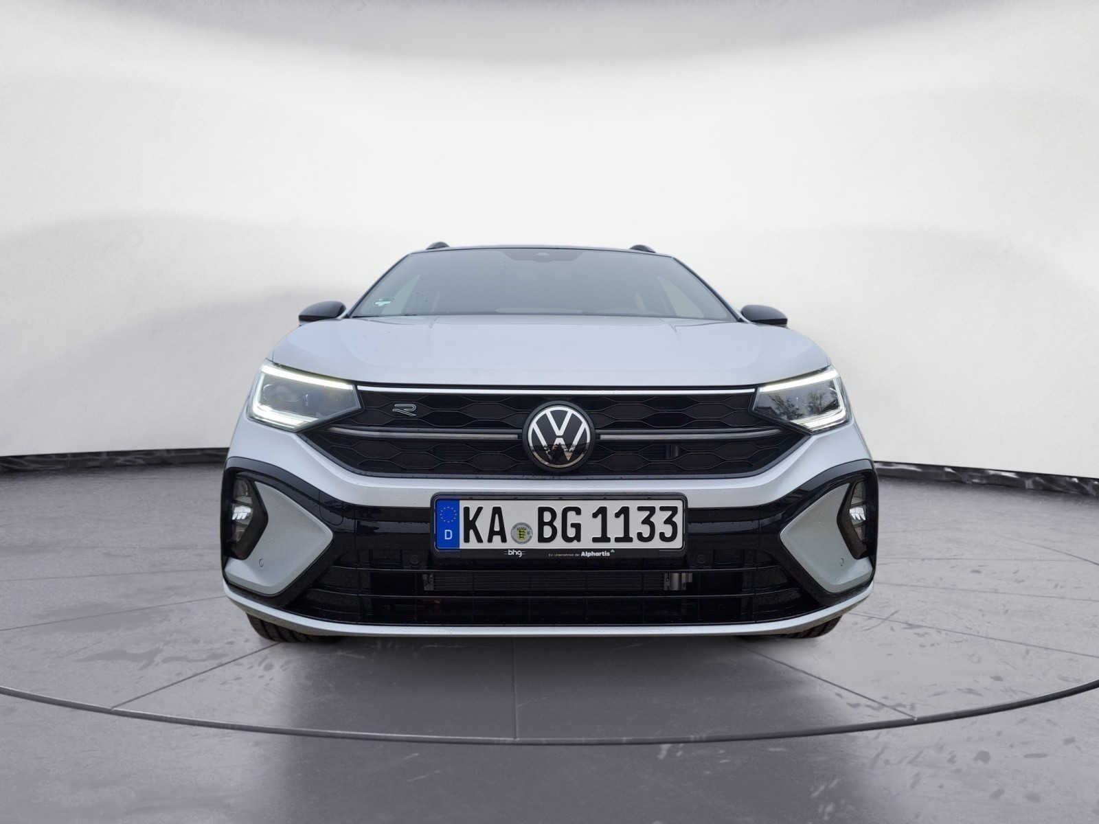 Volkswagen - Taigo R-Line 1,0 l TSI OPF   ) 7-Gang-Doppelkupplungsgetriebe DSG